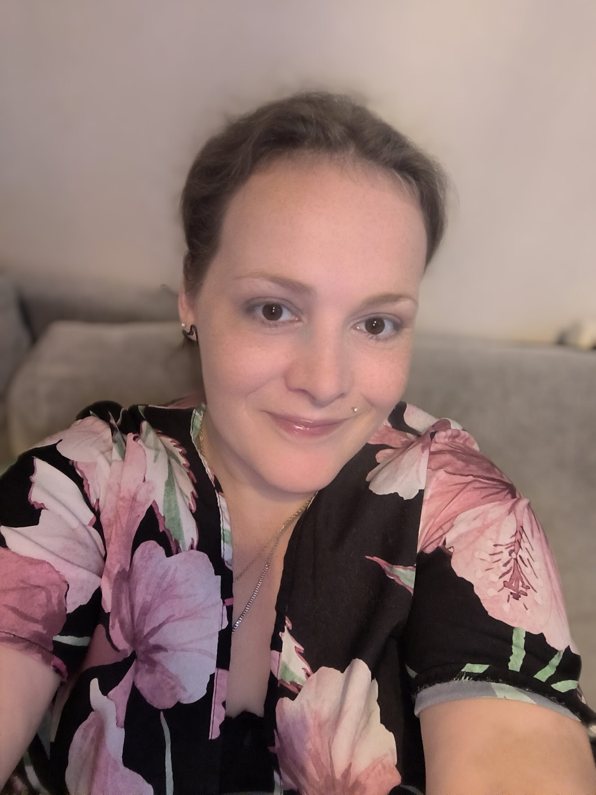 Portrait de Cindy Pochet, sophrologue et hypnothérapeute à Gembloux